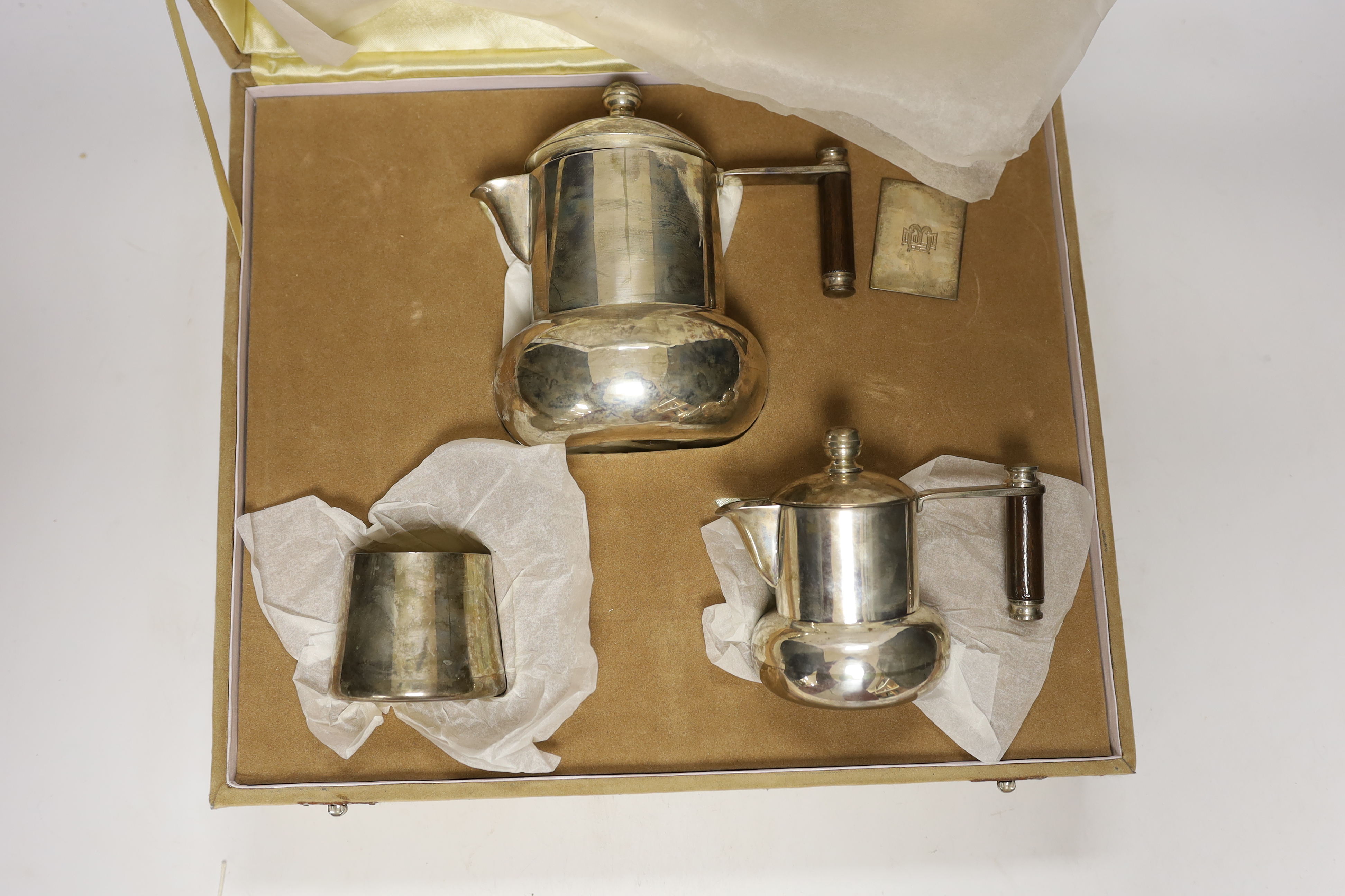 A cased Indian plated tea set, Cooke & Kelvey, Calcutta